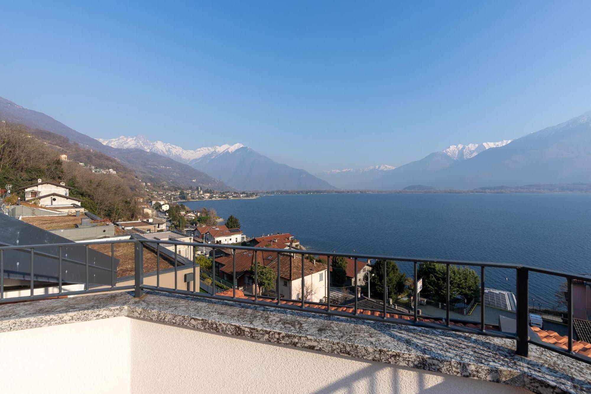 5 * Gera Lario